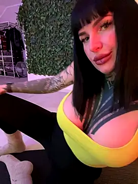 InkedBiitch online show from December 5, 2024, 5:48 am