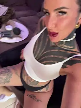 InkedBiitch online show from September 17, 2025, 3:14 pm