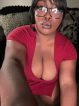 NikkiNoelanii online show from April 22, 2026, 11:12 am