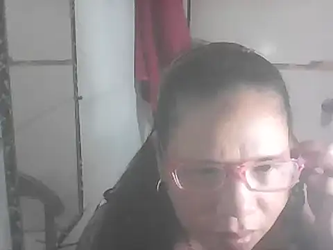 hotwet mama4uxx online show from February 23, 2025, 12:27 pm