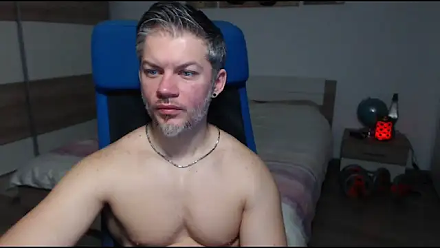 RobbyShawz online show from February 17, 2025, 6:09 am