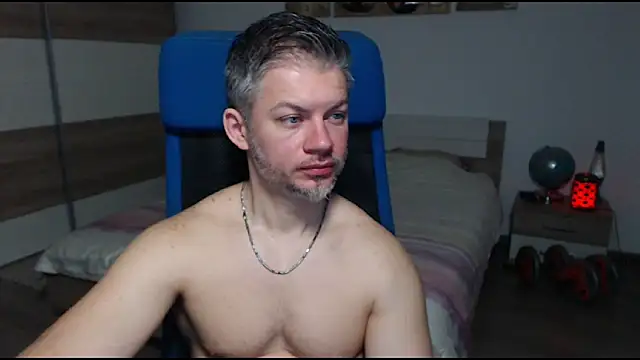 RobbyShawz online show from March 12, 2025, 5:57 am