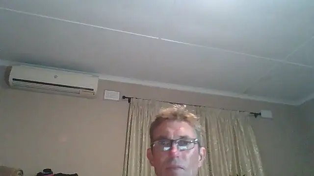 xykenrahxh online show from September 9, 2025, 9:47 pm