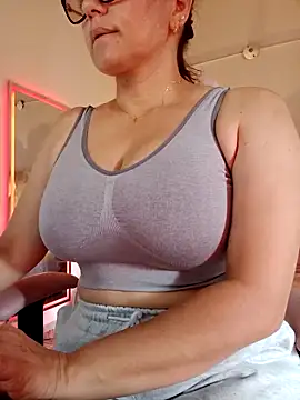 MariaPau 83 online show from February 28, 2025, 12:43 am