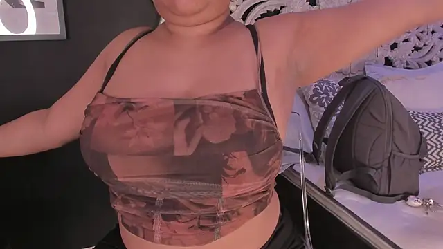 pamela doll3 online show from November 11, 2025, 4:12 am