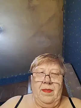 Lena Gaby online show from October 7, 2025, 3:47 am