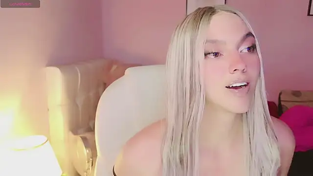 EvaEvangeline online show from October 11, 2025, 5:50 am