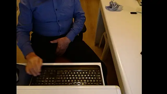 dutchpornking online show from February 21, 2026, 8:21 pm