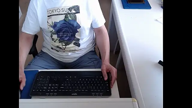 dutchpornking online show from June 9, 2026, 6:36 am