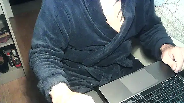 DUDURAxh online show from January 6, 2025, 5:06 pm