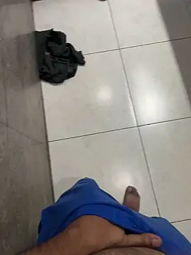 luciferdxm5 online show from April 5, 2026, 3:47 am