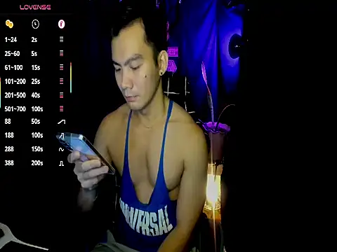 Snapshot of 000batman000 chatting on February 21, 2026, 3:02 pm 000batman000 online show from February 21, 2026, 3:02 pm