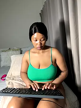 Snapshot of cherrybabe76 chatting on October 28, 2025, 6:28 am cherrybabe76 online show from October 28, 2025, 6:28 am