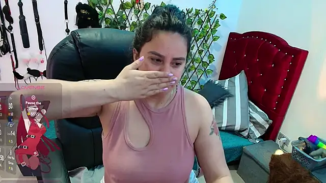 elektra 32 online show from October 31, 2025, 1:12 pm