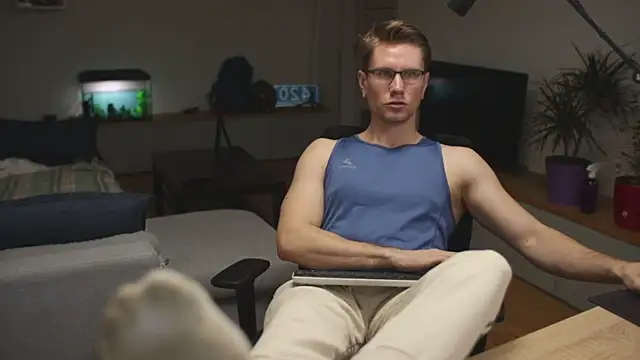 kevin-park online show from February 21, 2025, 2:48 pm