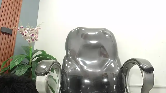 oso dirty  online show from March 31, 2026, 5:35 pm