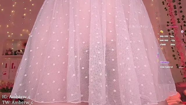 Ambeerouse online show from October 4, 2025, 2:09 am