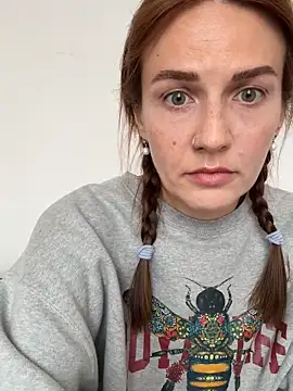 BritneyHall online show from October 16, 2025, 7:20 am