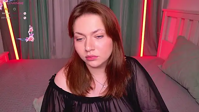 Evahadson online show from November 28, 2025, 7:49 pm