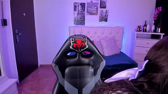 Amaia Daniells online show from January 5, 2025, 3:43 am