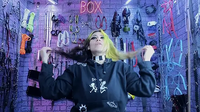 PANDORANEZZ online show from March 22, 2025, 6:11 am