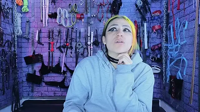 PANDORANEZZ online show from September 27, 2025, 10:31 am