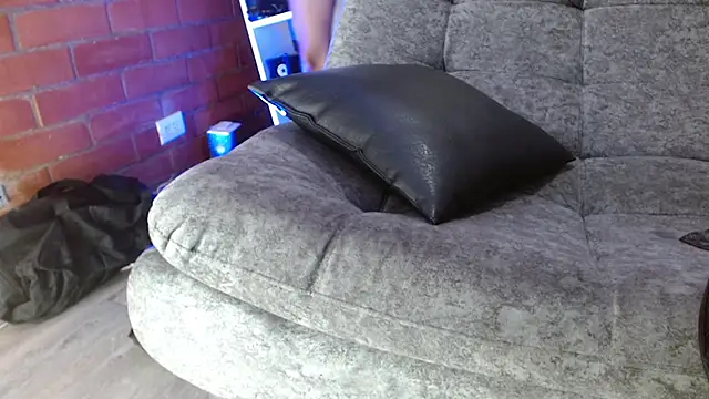 Meghan stonne  online show from April 8, 2026, 1:16 am