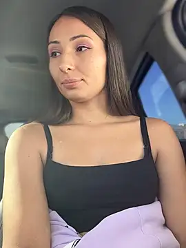 YOUR-KARINA online show from January 12, 2025, 5:13 am