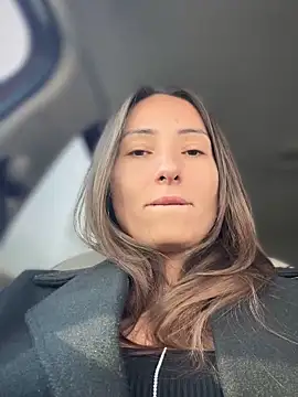 YOUR-KARINA online show from February 19, 2025, 9:39 am