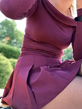 YOUR-KARINA online show from September 14, 2025, 3:38 am