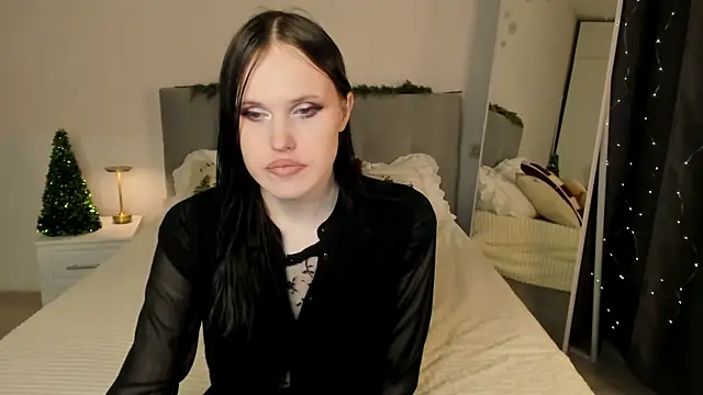 EffieMinki online show from January 6, 2026, 8:56 pm