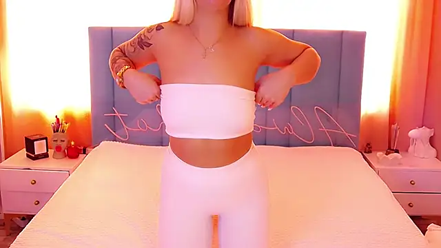 AllwaysHotJ online show from March 12, 2025, 3:13 am