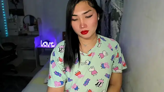 Snapshot of Miss_Deliciousness chatting on January 18, 2025, 6:32 pm Miss Deliciousness online show from January 18, 2025, 6:32 pm