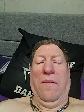 tomtom111111 online show from January 11, 2026, 9:58 am