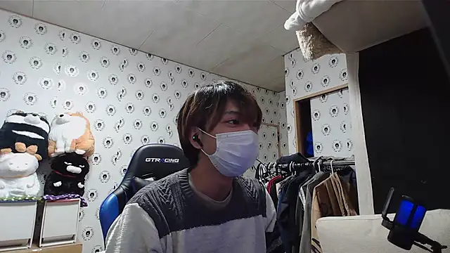 Snapshot of pychan chatting on February 23, 2025, 1:42 pm pychan online show from February 23, 2025, 1:42 pm