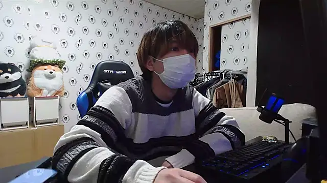 Snapshot of pychan chatting on March 14, 2025, 11:23 am pychan online show from March 14, 2025, 11:23 am