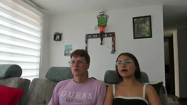 Snapshot of A_sexy_couple__ chatting on September 22, 2025, 5:59 pm A sexy couple   online show from September 22, 2025, 5:59 pm