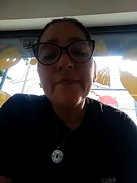 Gatubela212 online show from February 7, 2025, 4:27 am