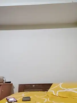 FearingForm online show from September 14, 2025, 11:26 pm