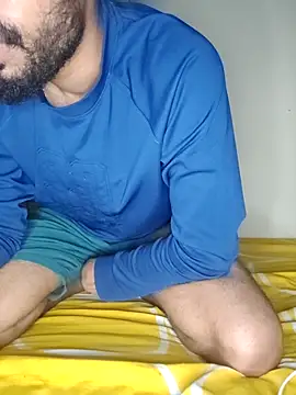 FearingForm online show from October 3, 2025, 7:00 pm