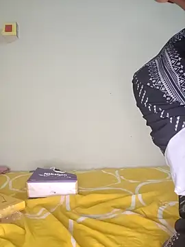 FearingForm online show from October 8, 2025, 11:41 am