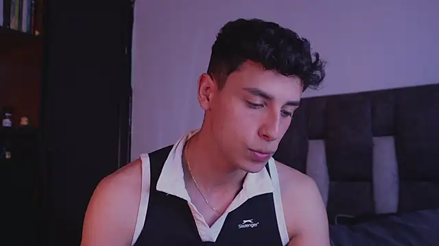 I Gabriel online show from December 3, 2025, 9:35 pm