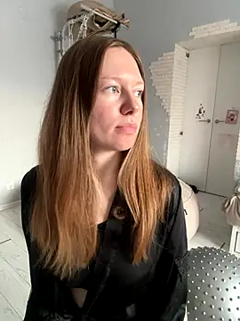 ConnieDaw online show from December 18, 2025, 5:02 am