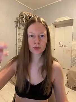 ConnieDaw online show from December 20, 2025, 2:57 pm