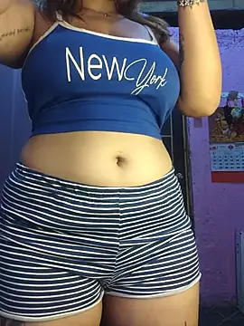 SexyFriends  online show from May 17, 2026, 1:25 am