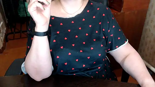 AlisaHot55 online show from April 9, 2026, 1:16 pm