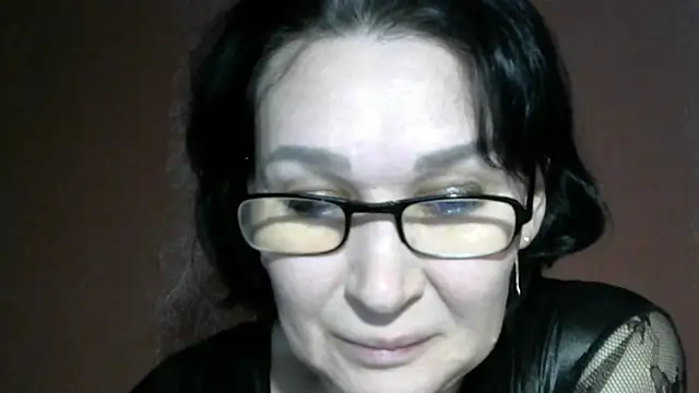 Snapshot of PrettyAndWild chatting on February 14, 2026, 3:31 pm PrettyAndWild online show from February 14, 2026, 3:31 pm