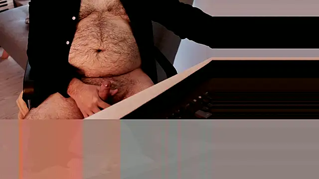 Sanders White online show from December 5, 2024, 2:42 am