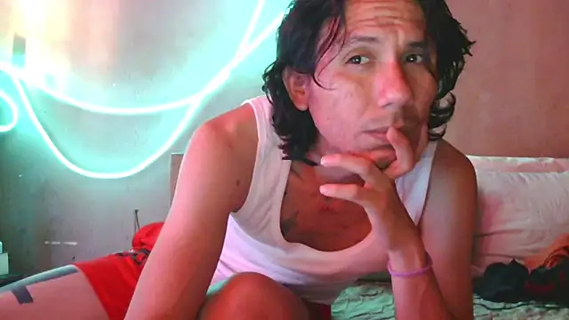 Latinopervs online show from June 8, 2026, 5:13 pm