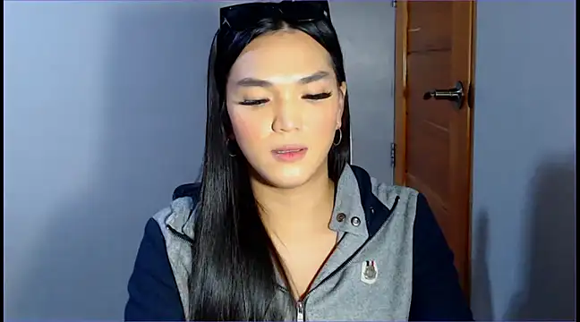 WONDERWOMAN2023 online show from December 16, 2024, 8:16 pm